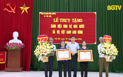 Truy tặng danh hiệu B&agrave; mẹ Việt Nam Anh h&ugrave;ng