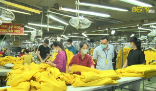 Truyền h&igrave;nh C&ocirc;ng đo&agrave;n: Đ&oacute;ng bảo hiểm cho lao động