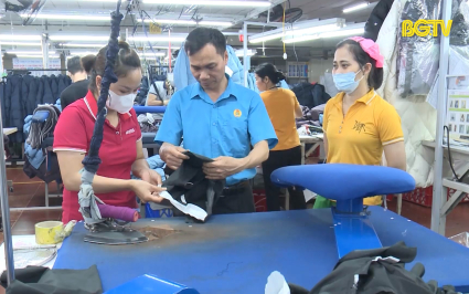 Truyền h&igrave;nh C&ocirc;ng đo&agrave;n: Gương điển h&igrave;nh trong c&ocirc;ng nh&acirc;n vi&ecirc;n chức lao động