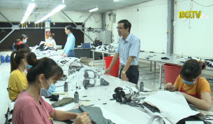 Truyền h&igrave;nh C&ocirc;ng đo&agrave;n: T&ocirc;n vinh tấm gương c&ocirc;ng nh&acirc;n lao động ti&ecirc;u biểu