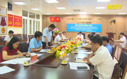 Tư vấn, phản biện b&aacute;o c&aacute;o sơ kết giữa nhiệm kỳ thực hiện Nghị quyết ĐH Đảng bộ tỉnh