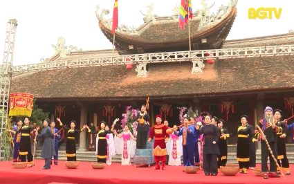 Tục thờ Mẹ rừng trong t&iacute;n ngưỡng thờ Mẫu của người Việt 