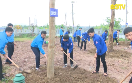 Tuổi trẻ Bắc Giang được Trung Ương Đo&agrave;n tặng Bằng khen 