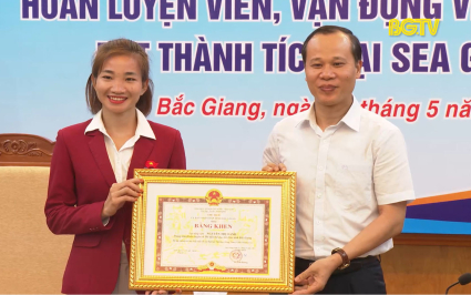 Tuy&ecirc;n dương, khen thưởng HLV, VĐV đạt th&agrave;nh t&iacute;ch tại Sea Games 32