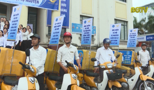 Tuy&ecirc;n truyền ph&aacute;t triển bảo hiểm x&atilde; hội to&agrave;n d&acirc;n