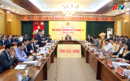 UBND tỉnh họp phi&ecirc;n thường kỳ th&aacute;ng 12