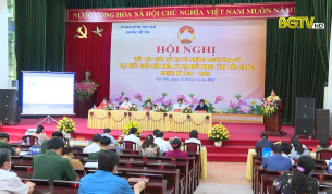 Ứng cử vi&ecirc;n tiếp x&uacute;c cử tri, vận động bầu cử tại huyện Việt Y&ecirc;n