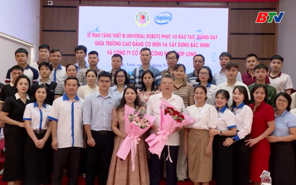 Ứng dụng robot c&ocirc;ng nghiệp phục vụ đ&agrave;o tạo nghề 