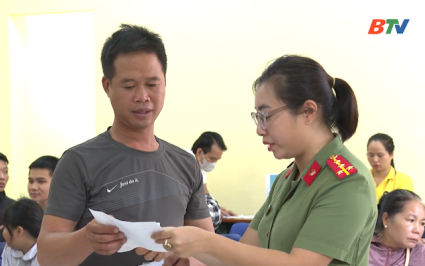 Văn h&oacute;a c&ocirc;ng vụ - Thước đo phẩm chất người c&aacute;n bộ 