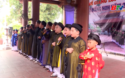 Văn h&oacute;a sinh hoạt h&egrave; ri&ecirc;ng c&oacute; ở c&aacute;c CLB Quan họ 