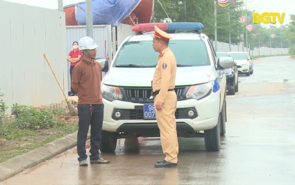 Việt Y&ecirc;n: Chỉ đạo xử l&yacute;, khắc phục m&ocirc;i trường v&agrave; bảo đảm ATGT