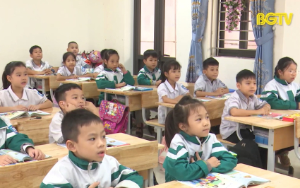 Việt Y&ecirc;n điểm s&aacute;ng x&atilde; n&ocirc;ng th&ocirc;n mới kiểu mẫu 