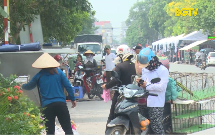 Việt Y&ecirc;n: Nhiều địa phương t&aacute;i lấn chiếm l&ograve;ng đường 