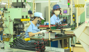 Vượt mục ti&ecirc;u NQ Đại hội về ph&aacute;t triển c&ocirc;ng nghiệp