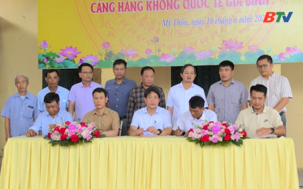 Chủ tịch UBND tỉnh dự b&agrave;n giao mặt bằng x&acirc;y dựng Cảng h&agrave;ng kh&ocirc;ng quốc tế Gia B&igrave;nh tại th&ocirc;n Mỹ Th&ocirc;n 