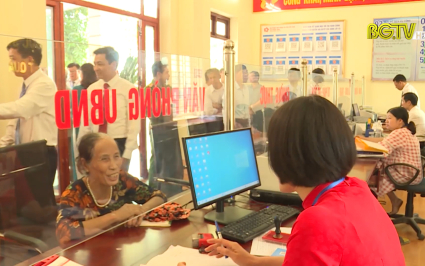 X&acirc;y dựng Đảng: Hiệp Ho&agrave; x&acirc;y dựng ch&iacute;nh quyền th&acirc;n thiện
