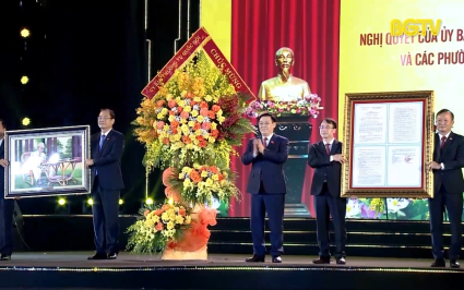 X&acirc;y dựng Việt Y&ecirc;n l&agrave; v&ugrave;ng động lực ph&aacute;t triển 