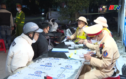 Xử l&yacute; hơn 700 trường hợp vi phạm nồng độ cồn trong dịp nghỉ Tết dương lịch