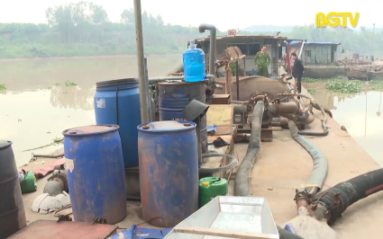Quyết liệt xử l&yacute; khai th&aacute;c t&agrave;i nguy&ecirc;n kho&aacute;ng sản tr&aacute;i ph&eacute;p 