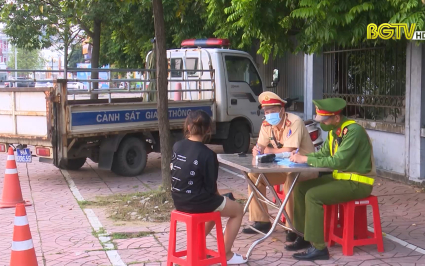 Xử l&yacute; nghi&ecirc;m học sinh vi phạm luật giao th&ocirc;ng