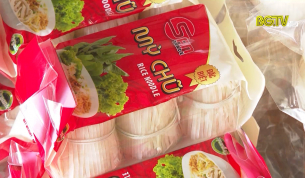 Xuất khẩu mỳ gạo Chũ Lục Ngạn sang thị trường kh&oacute; t&iacute;nh