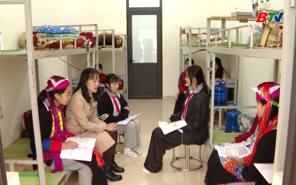 Ng&ocirc;i trường chắp c&aacute;nh ước mơ cho học sinh v&ugrave;ng cao
