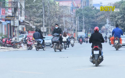 Xử l&yacute; nghi&ecirc;m h&agrave;nh vi kh&ocirc;ng đội mũ bảo hiểm khi tham gia giao th&ocirc;ng