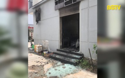 Y&ecirc;n Dũng: Ch&aacute;y bếp ăn nghi do sự cố r&ograve; rỉ kh&iacute; gas
