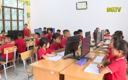 Y&ecirc;n Thế: Khắc phục thiếu gi&aacute;o vi&ecirc;n Tin học